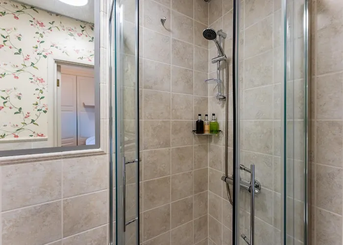 Private Bathroom King Room