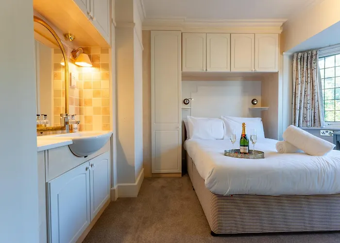 Private Bathroom King Room